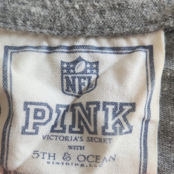 PINK Victoria's Secret Grey Minnesota Vikings NFL  Tee - Picture 2 of 4